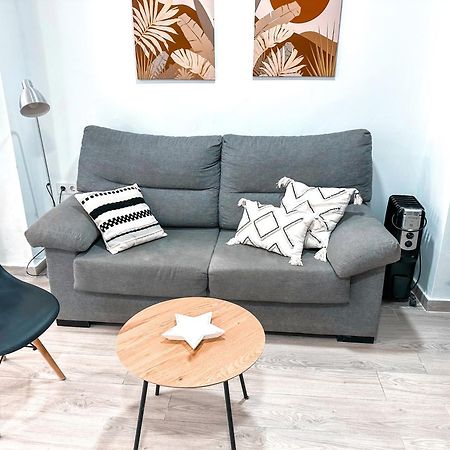 A&M Apartamento En Nervion Sevilla Exteriör bild