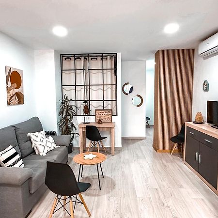 A&M Apartamento En Nervion Sevilla Exteriör bild